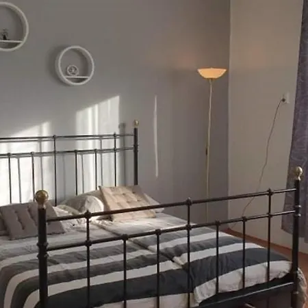 Apartment Flat Tiszagyenda